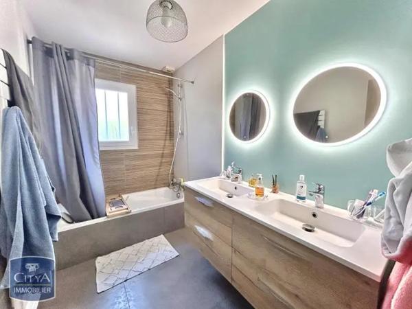 Maison à louer 5 pièces 115.79m² Corcoué-sur-Logne (44650)