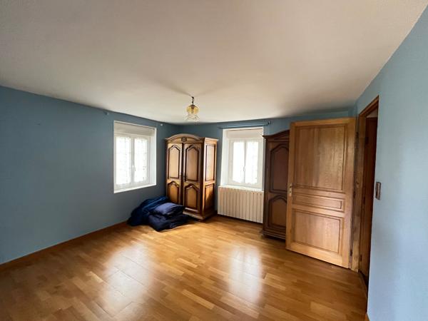 Maison T5 BLIGNY Ref 581B