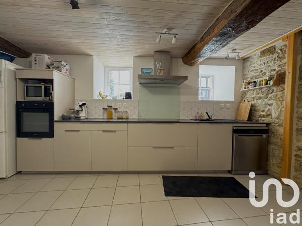 Maison à vendre 5 pièces 111 m² Fontenay-le-Comte