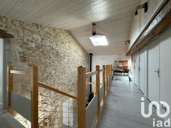 Maison à vendre 5 pièces 111 m² Fontenay-le-Comte