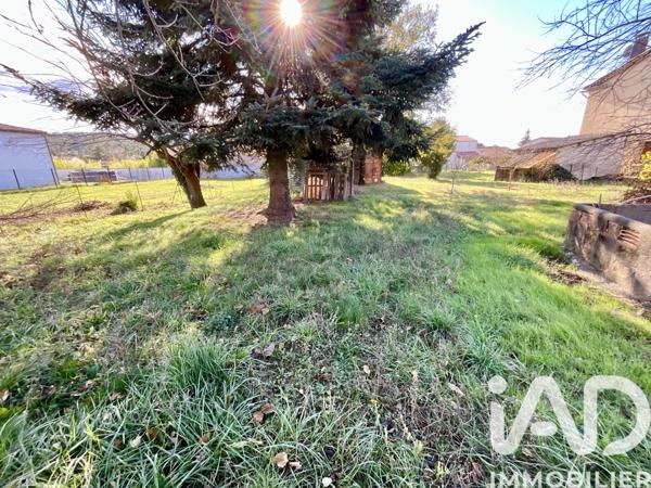 Terrain à vendre 1 054 m² Saint-Julien-les-Rosiers