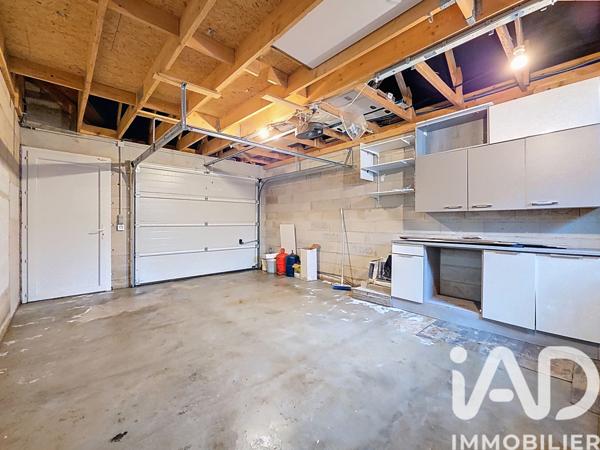 Maison à vendre 8 pièces 145 m² École-Valentin