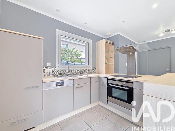 Maison à vendre 8 pièces 145 m² École-Valentin