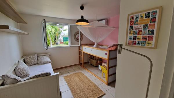 Charmante maison F4 avec piscine sur 610 m² proche plages