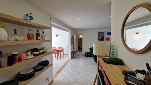 Charmante maison F4 avec piscine sur 610 m² proche plages