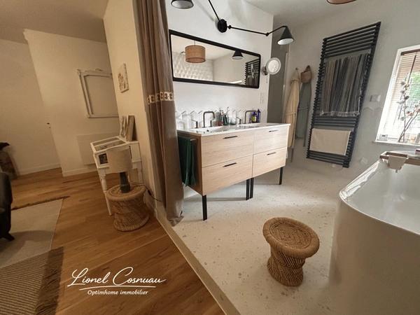 Maison de caractère rénovée 272 m² – 1h de Paris – Proche Dreux – Suite parentale d’exception – Terrain 2100 m² – Accès rapide N12