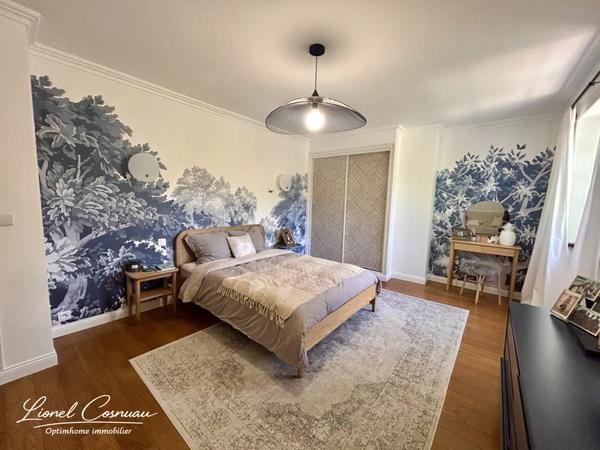 Maison de caractère rénovée 272 m² – 1h de Paris – Proche Dreux – Suite parentale d’exception – Terrain 2100 m² – Accès rapide N12