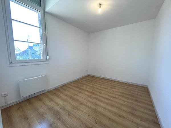 Location Appartement 4 pièces 73 m2 à Saint-Quentin