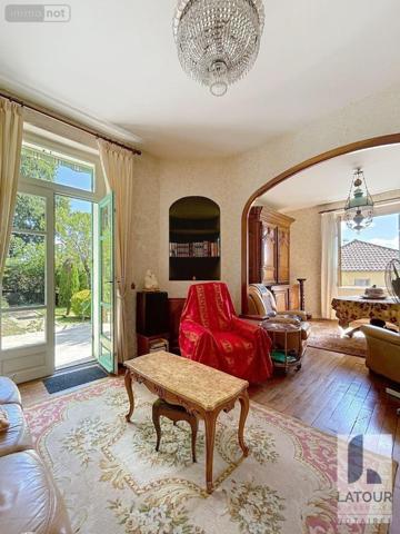 Maison de ville à vendre à Champcevinel en Dordogne (24750), ref : 24001/VENT/636