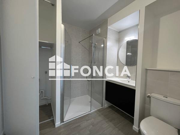 Location Appartement 2 pièces 42.13 m² - Laval 53000