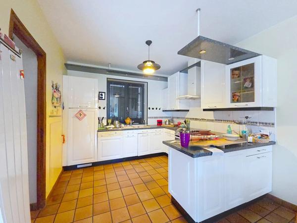 Vente                                                      Maison
                        
                     5 pièces                      103 m2                     à Eppes