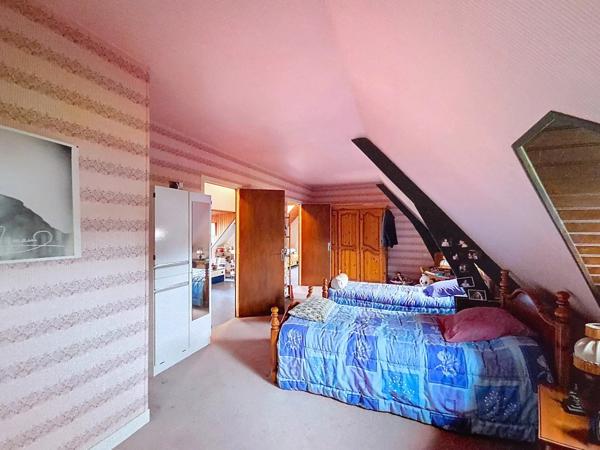Vente                                                      Maison
                        
                     5 pièces                      103 m2                     à Eppes