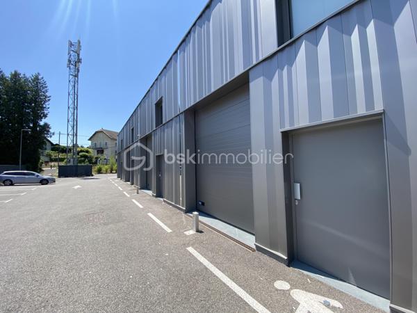 Local de stockage de 80,28 m²