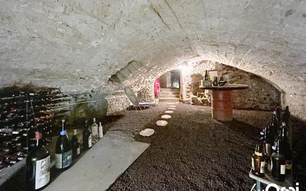 Maison à vendre    6 pièces • 210,26 m2 Vendat