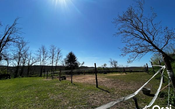 Maison à vendre    6 pièces • 210,26 m2 Vendat