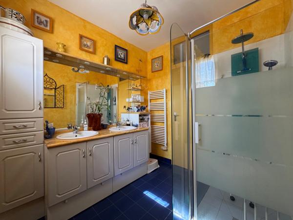 Maison familiale 6 chambres avec potentiel, dans un secteur recherché – Calme, nature, volumes et sous-sol total