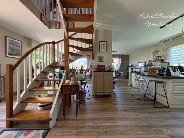 Maison familiale 6 chambres avec potentiel, dans un secteur recherché – Calme, nature, volumes et sous-sol total