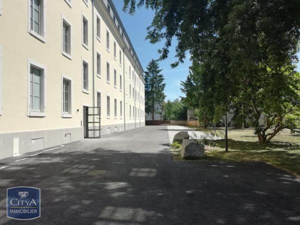 Appartement à louer 3 pièces 70.71m²