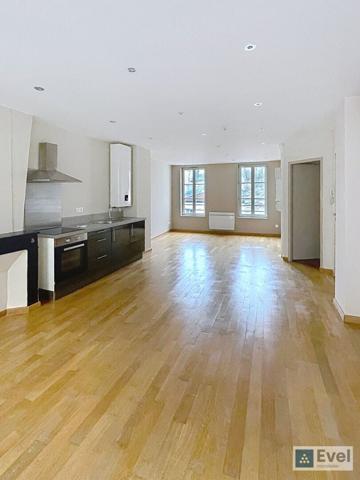 METZ CENTRE F.3 RENOVE RUE DES CLERCS