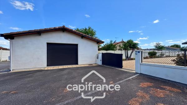 MAISON 4 CHAMBRES AVEC PISCINE – DEPENDANCES – 1 604 m² DE TERRAIN CLOS
