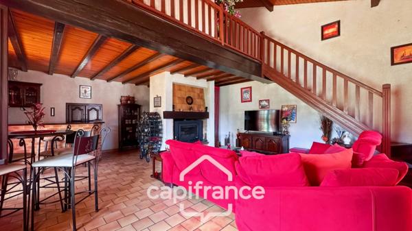 MAISON 4 CHAMBRES AVEC PISCINE – DEPENDANCES – 1 604 m² DE TERRAIN CLOS