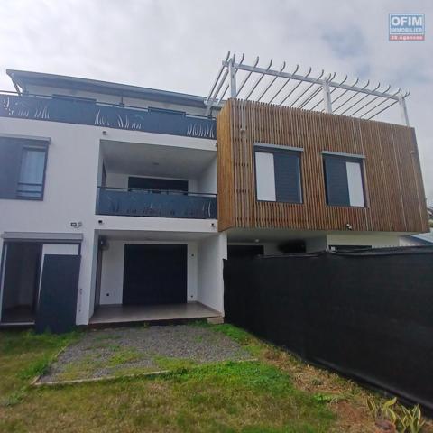 A LOUER bel appartement de type F3 avec jardin sur la Saline Les Hauts!