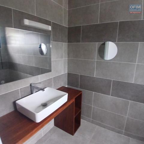 A LOUER bel appartement de type F3 avec jardin sur la Saline Les Hauts!