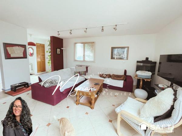 Maison familiale lumineuse avec jardin intimiste