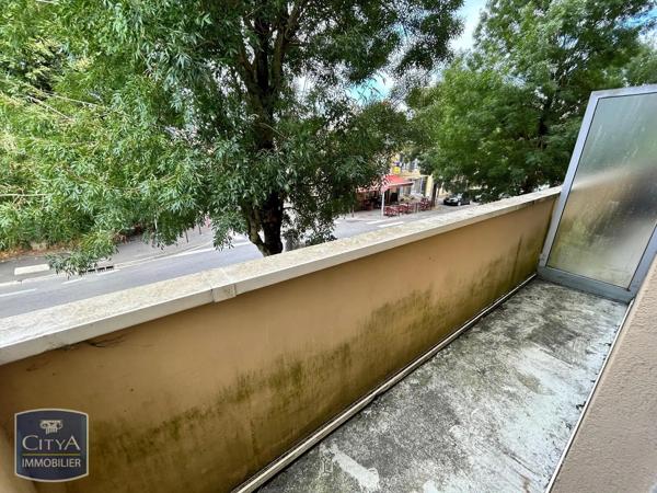 Appartement à louer 3 pièces 70.05m² Charleville-Mézières (08000)