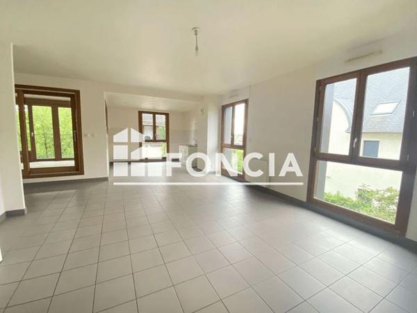 Location Appartement 5 pièces 123.5 m² - 15 BOULEVARD DE LA CHARITÉ Caen 14000