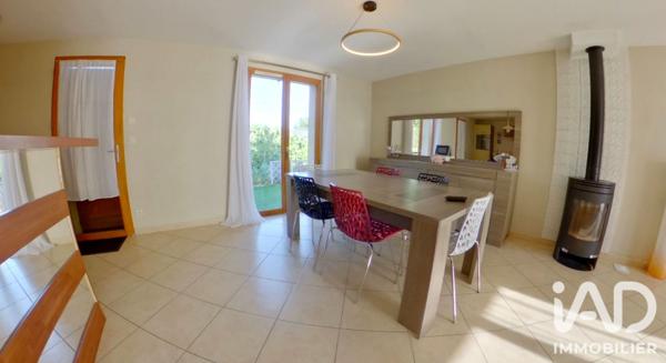 Maison à vendre 5 pièces 82 m² Louverné