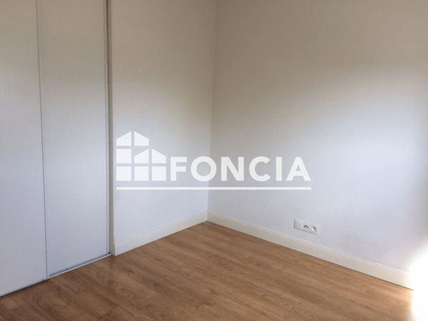Location Appartement 3 pièces 76.2 m² - 32 AVENUE RAYMOND MANAUD Bruges 33520