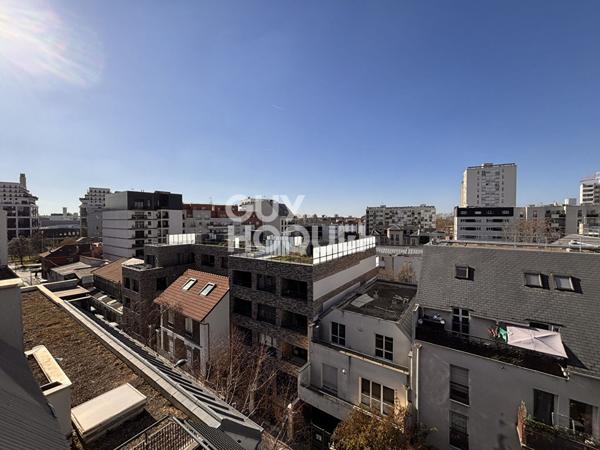 MAIRIE DE SAINT-OUEN - 5 PIÈCES 109,71 M² - TERASSES -