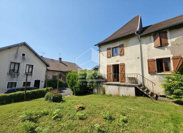 Maison pleine de charme à Ornans ,fort potentiel à exploiter !
