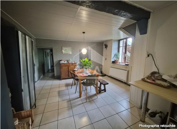 Maison pleine de charme à Ornans ,fort potentiel à exploiter !