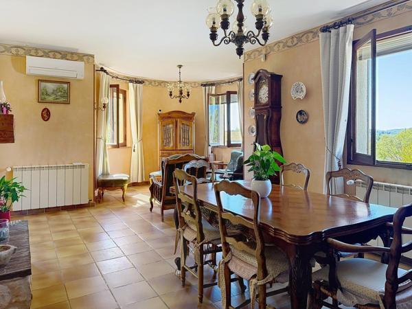 Maison 7 pièces 163 m2 sur parcelle de 994 m2