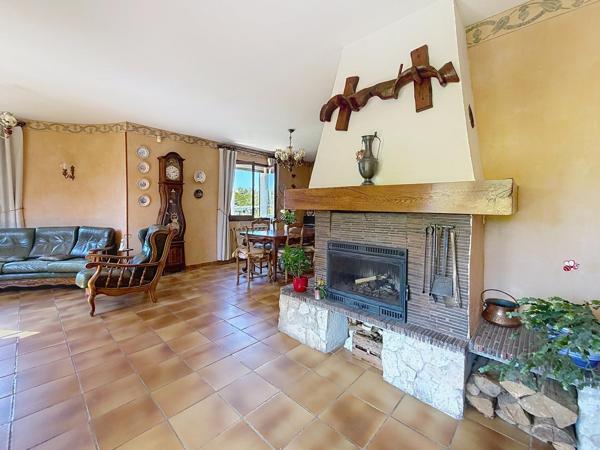 Maison 7 pièces 163 m2 sur parcelle de 994 m2
