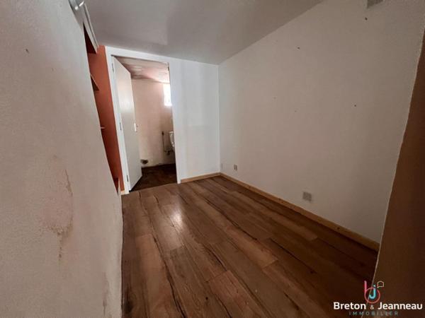 Local commercial 43 m² centre ville