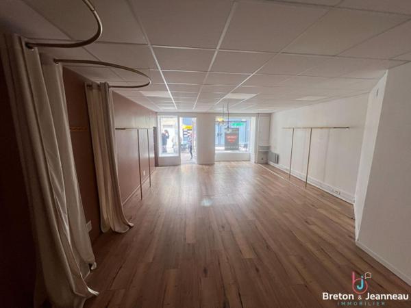 Local commercial 43 m² centre ville