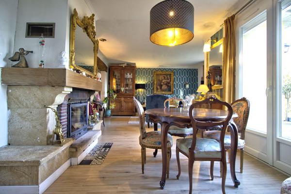 BON ENCONTRE - Maison de plain-pied avec 4 chambres et jardin dominant de 2480m².