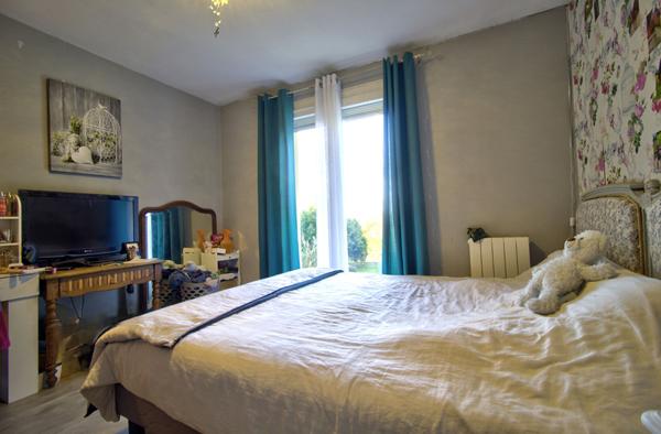 BON ENCONTRE - Maison de plain-pied avec 4 chambres et jardin dominant de 2480m².