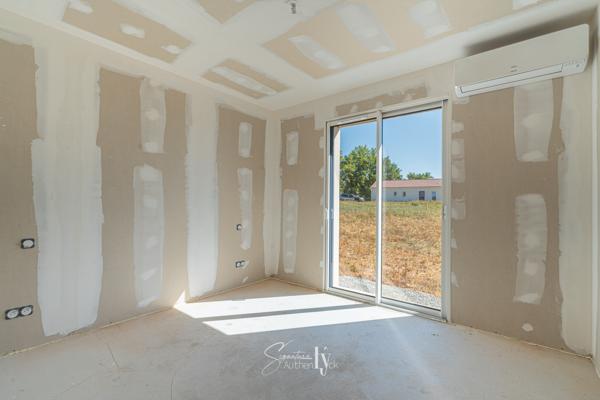 Maison
         6 pièces
        - 102 m² Exclusivité 230 000 € *