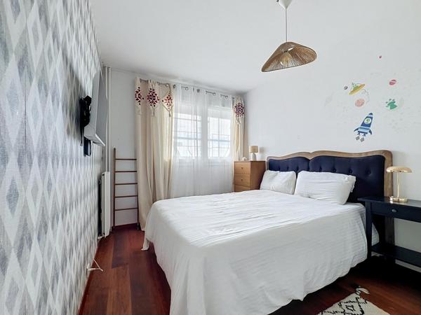 CHATOU – 3 PIÈCES – 71 M² – BALCON PLEIN SUD – PARKING