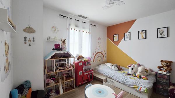 Magnifique maison contemporaine T5 de 2021 avec piscine à Alleins