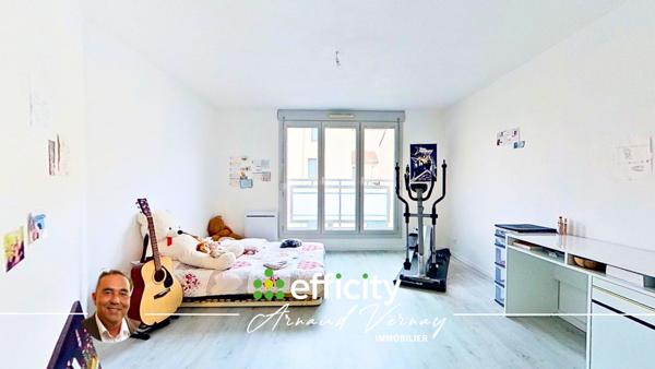Appartement 5 pièces - 107 m² Exclusivité efficity