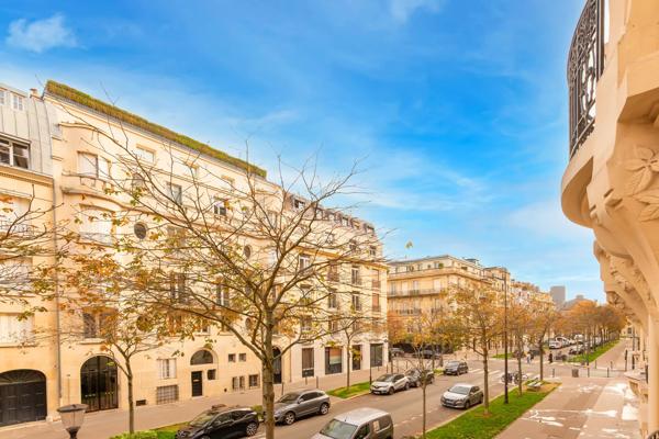 Appartement Paris 7e - CHAMP DE MARS