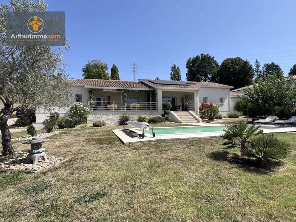 Vente                                                      Maison
                        
                     6 pièces                      177 m2                     à Marmande