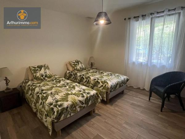 Vente                                                      Maison
                        
                     6 pièces                      177 m2                     à Marmande