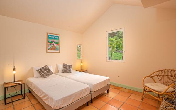 Maison à louer    6 pièces • 270 m2 Le Robert