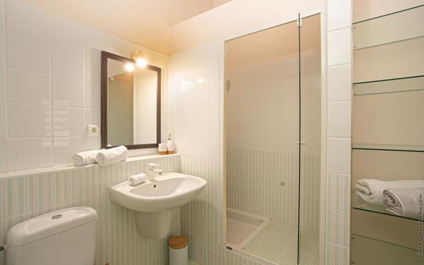 Maison à louer    6 pièces • 270 m2 Le Robert